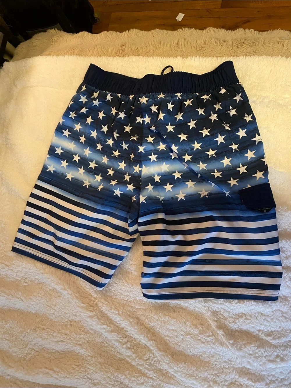 Ocean Current Men’s Navy & White Star Stripe Board Shorts